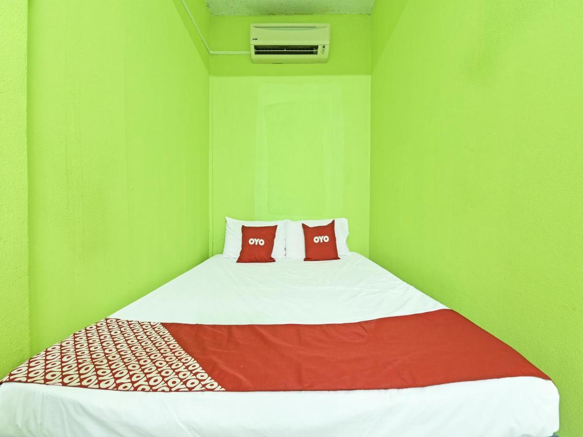 Oyo 90454 Haza Harmoni Guesthouse Kota Bharu Exteriör bild