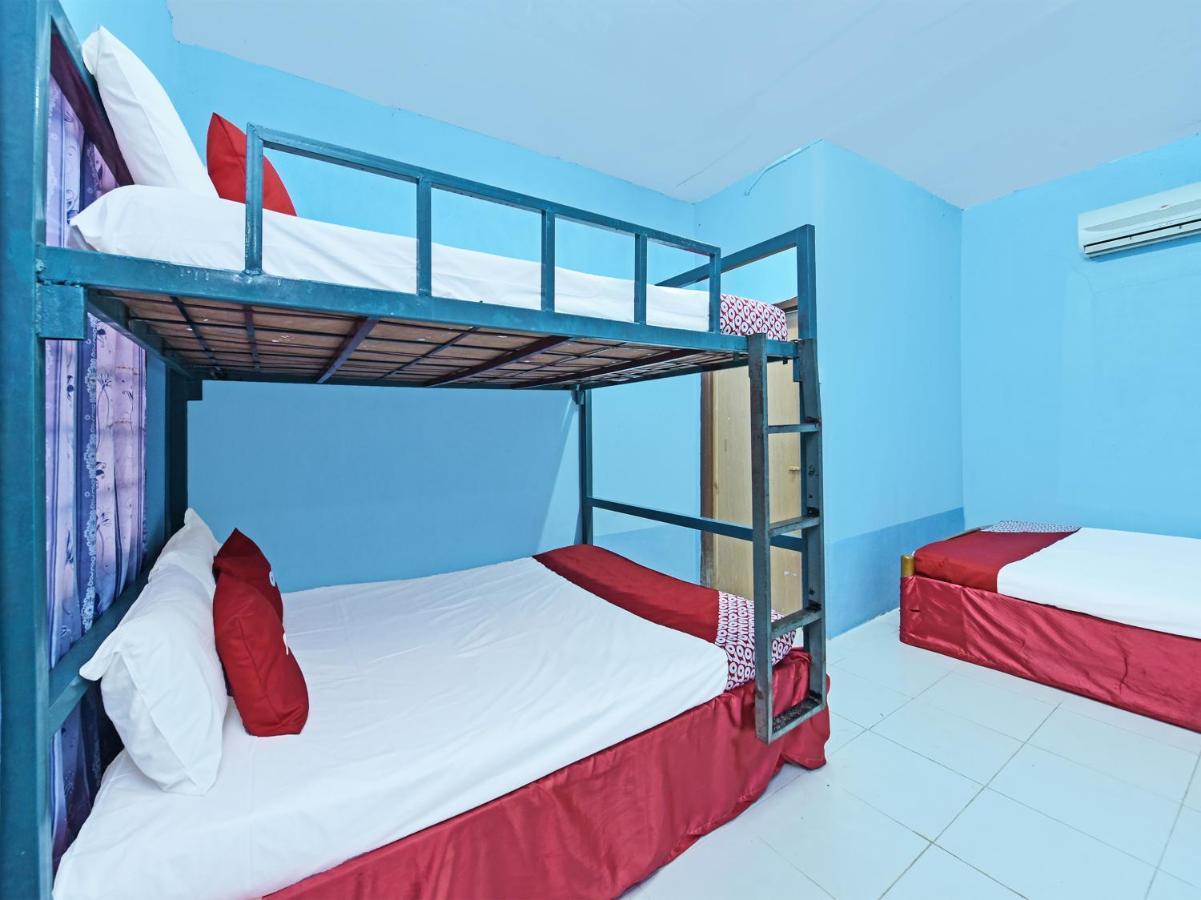 Oyo 90454 Haza Harmoni Guesthouse Kota Bharu Exteriör bild